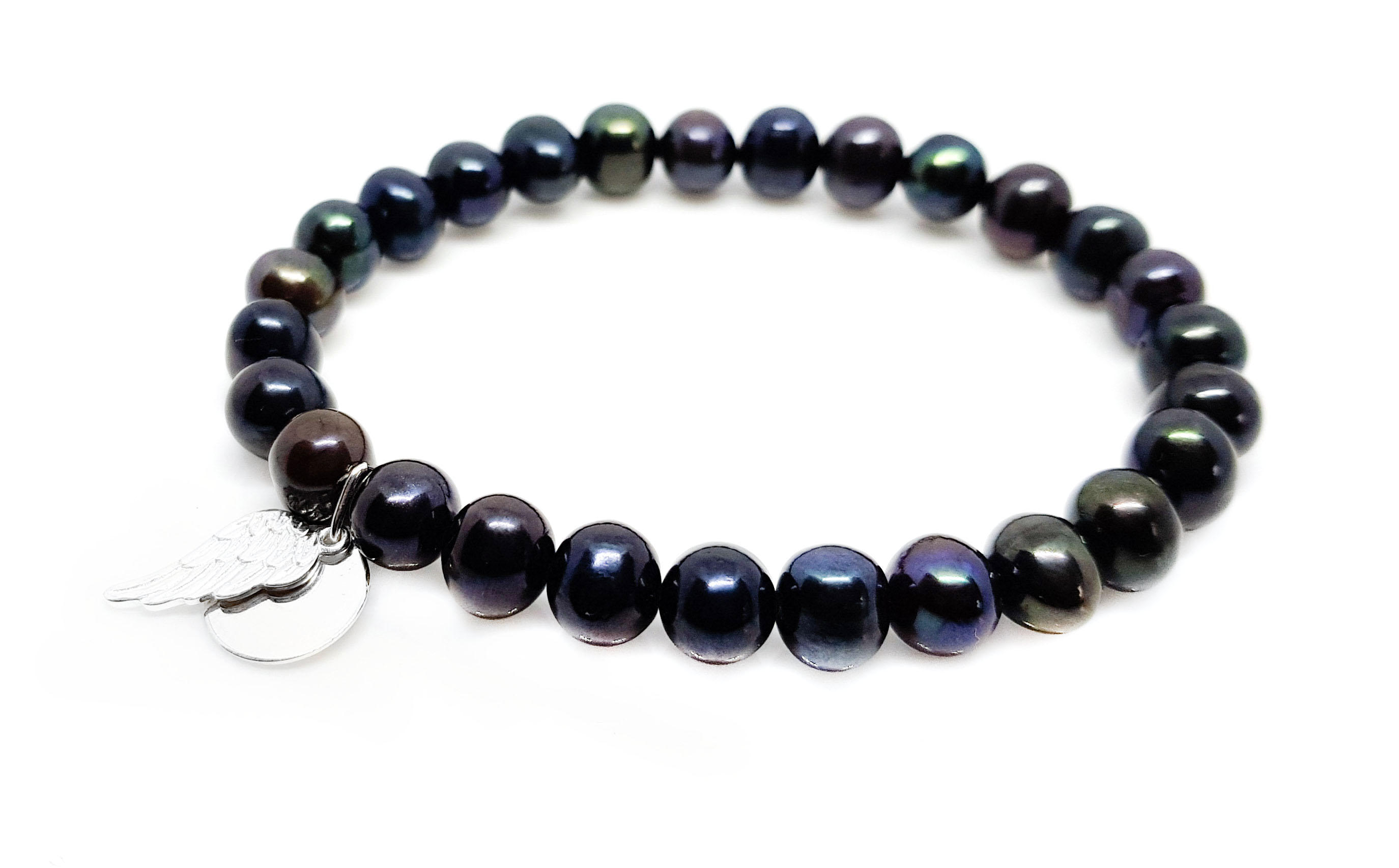 my-bracelet_by_loboda_mojazapestnica_biseri_crni_ploscica_angelsko_krilo_belo
